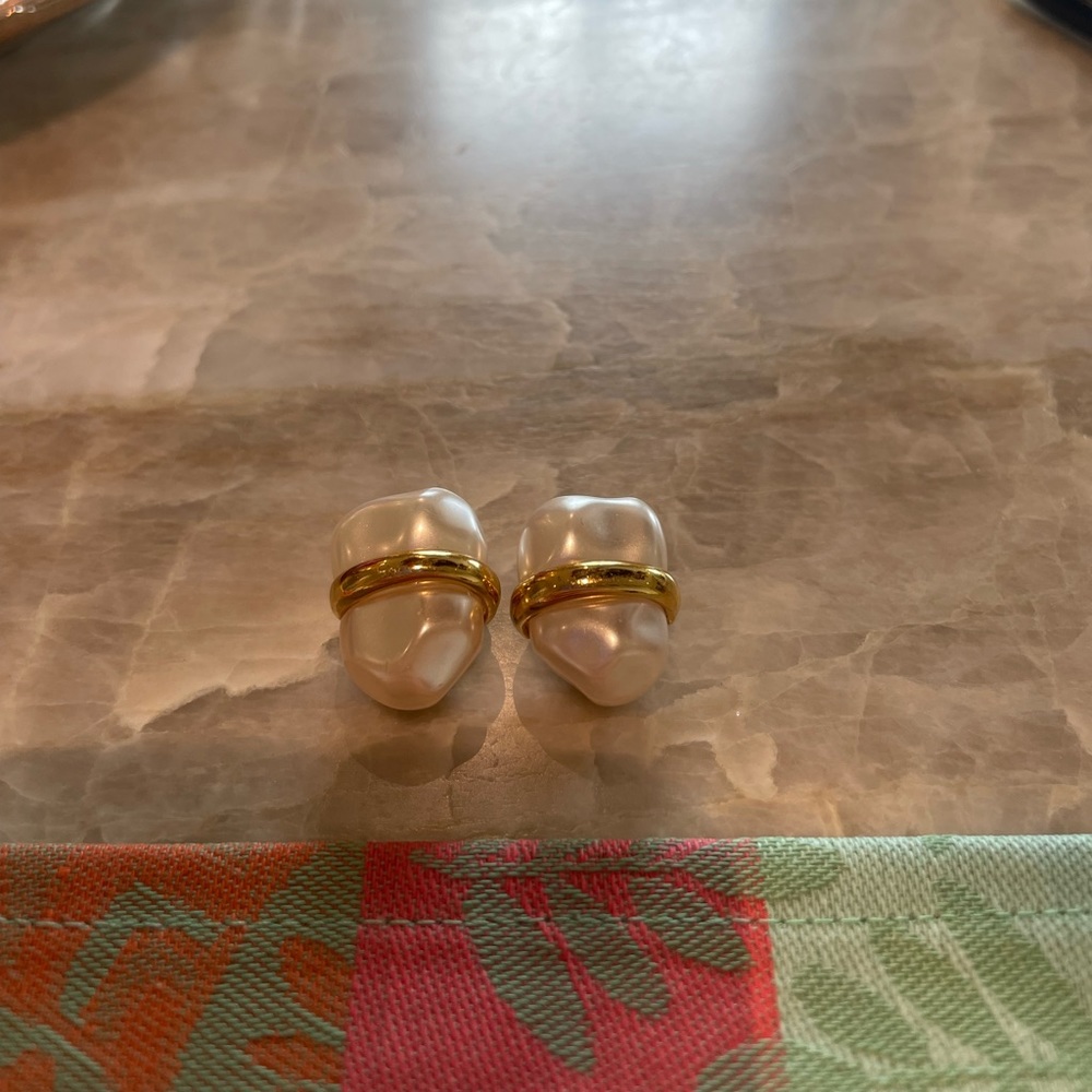 Fake Pearl Earrings